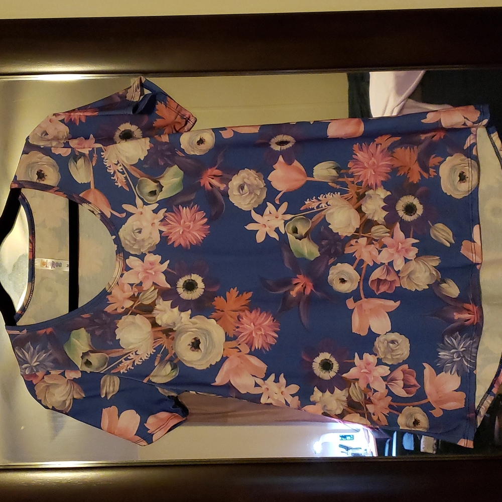 *BOGO* LLR top
